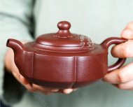 《筋紋蓮花周盤》