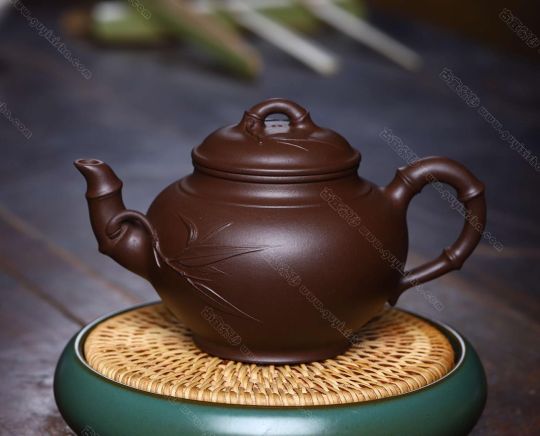 【笑櫻竹節(jié)】國家級工藝美術(shù)師陳衛(wèi)明老師作