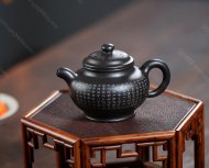 “千金壺王”─【心經掇只】 許良平