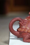 《金龜出海》宜興紫砂壺高級工藝美術(shù)師純手工底槽青創(chuàng)新壺茶壺紫砂茶具