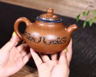 《蓮子卡銀絲》