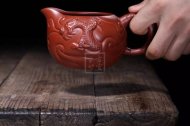 《魚化龍公道杯》宜興紫砂壺手工大師收藏級(jí)茶壺大紅袍料