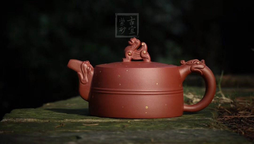 《金龍出?！芬伺d紫砂壺作品全手工底槽青